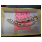 SARA COV. BROOCH