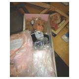 STORY BOOK DOLL W OUTFITS