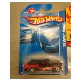 HOT WHEELS MIB - RETRO REDLINE 56 NOMAD 2007