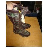 MOSSY OAK MENS BOOTS SZ 8M / UT