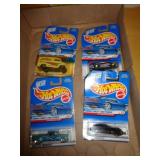 HOT WHEELS