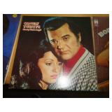 ALBUM W RECORD