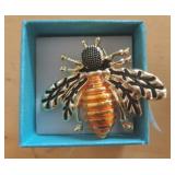 BEE BROOCH