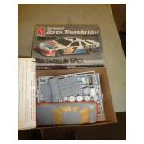 1/25 MODEL KIT