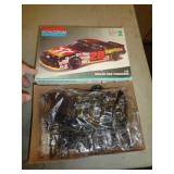 1/24 MODEL KIT