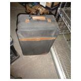 SUITCASE / UT