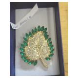 LEAF BROOCH