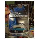 HOT WHEELS MIB 67 PONTIAC GTO 2005