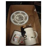 CHINA & GLASSWARE