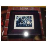 ALBUM W RECORD
