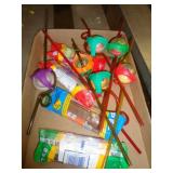TOYS & STRAW TOYS