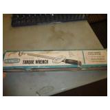 TORQUE WRENCH