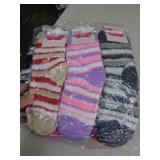 NEW - 12PR SOCKS
