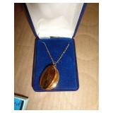 LOCKET NECKLACE