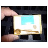 HAIR PIN