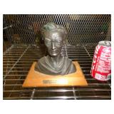 CAST IRON LINCOLN BUST BY CRENCO