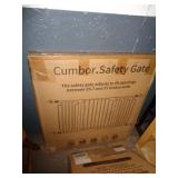 CHILD GATE UP TO 57" WIDE / LW