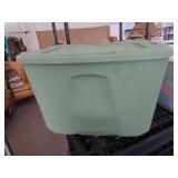 TOTE W LID