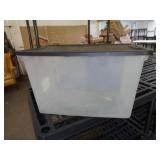 64QT TOTE W LID / LW