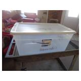 90QT TOTE W LID