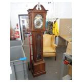 GRANDMOTHER CLOCK (NO WEIGHTS)