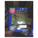 1998 KEN GRIFFEY JR FIGURE