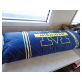 MICHIGAN LONG PILLOW