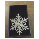 BROOCH - SNOWFLAKE