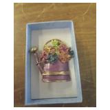 BROOCH - WATERING CAN