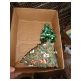 XMAS   TREE FIGURES