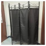 2 ROOM DIVIDERS