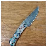 DAMASCUS STEEL HUNTING KNIFE
