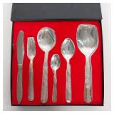 28 PC STAINLESS STEEL FLATWARE SET