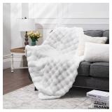 BUBBLE FAUX FUR THROW BLANKET