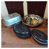 ROASTING PANS & BOWLS