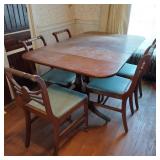 DROPLEAF DINING TABLE & CHAIRS