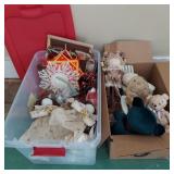 DOLLS & DOLL FURNITURE