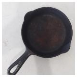 GRISWOLD SZ 2 CAST IRON PAN