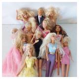 VINTAGE BARBIE DOLLS 4