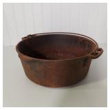 CAST IRON DUTCH OVEN