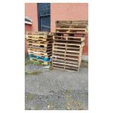 Wood pallets skids