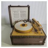 VINTAGE NEWCOMB EDT-12 CP RECORD PLAYER