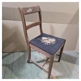 1940S NEEDLEPOINT SEAT CHAIR