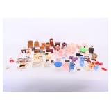 Dollhouse Miniature Furniture Pieces