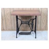 Atq Cast Iron Treadle Singer Sewing Machine Table
