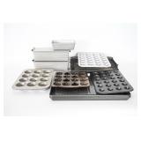 Metal Baking Pans And Cooling Rack
