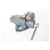 Powerkraft 4' Swivel Bench Vise