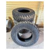 (4 )       27x8.50 x 14R Buckshot