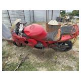 Hyosung Sports Bike was running when parked no tit
