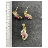 10K Earrings with matching Necklace Pendant